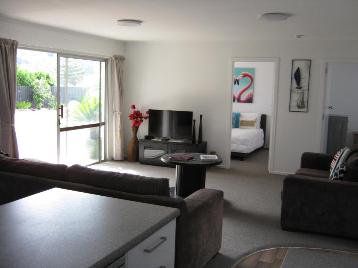 Harbour Inn Whangamata Eksteriør billede