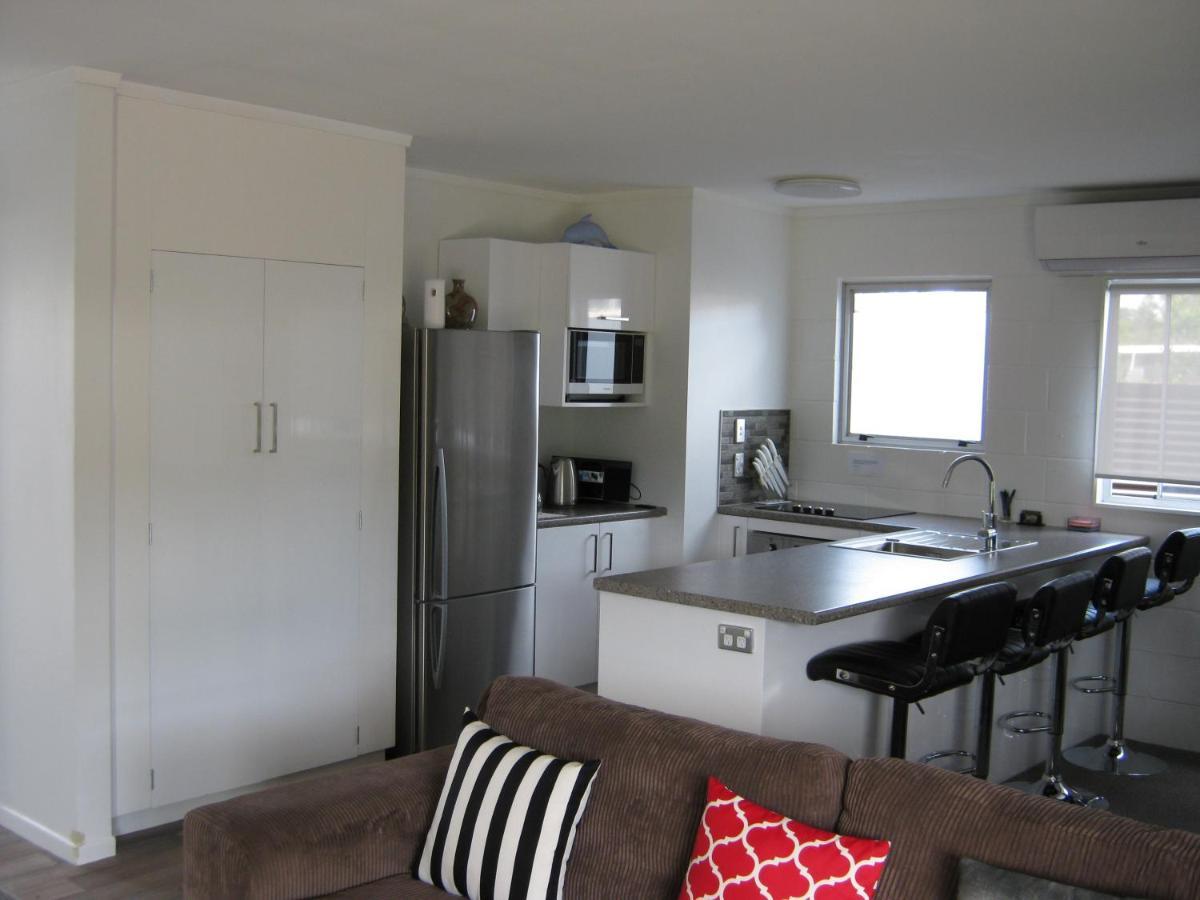 Harbour Inn Whangamata Eksteriør billede
